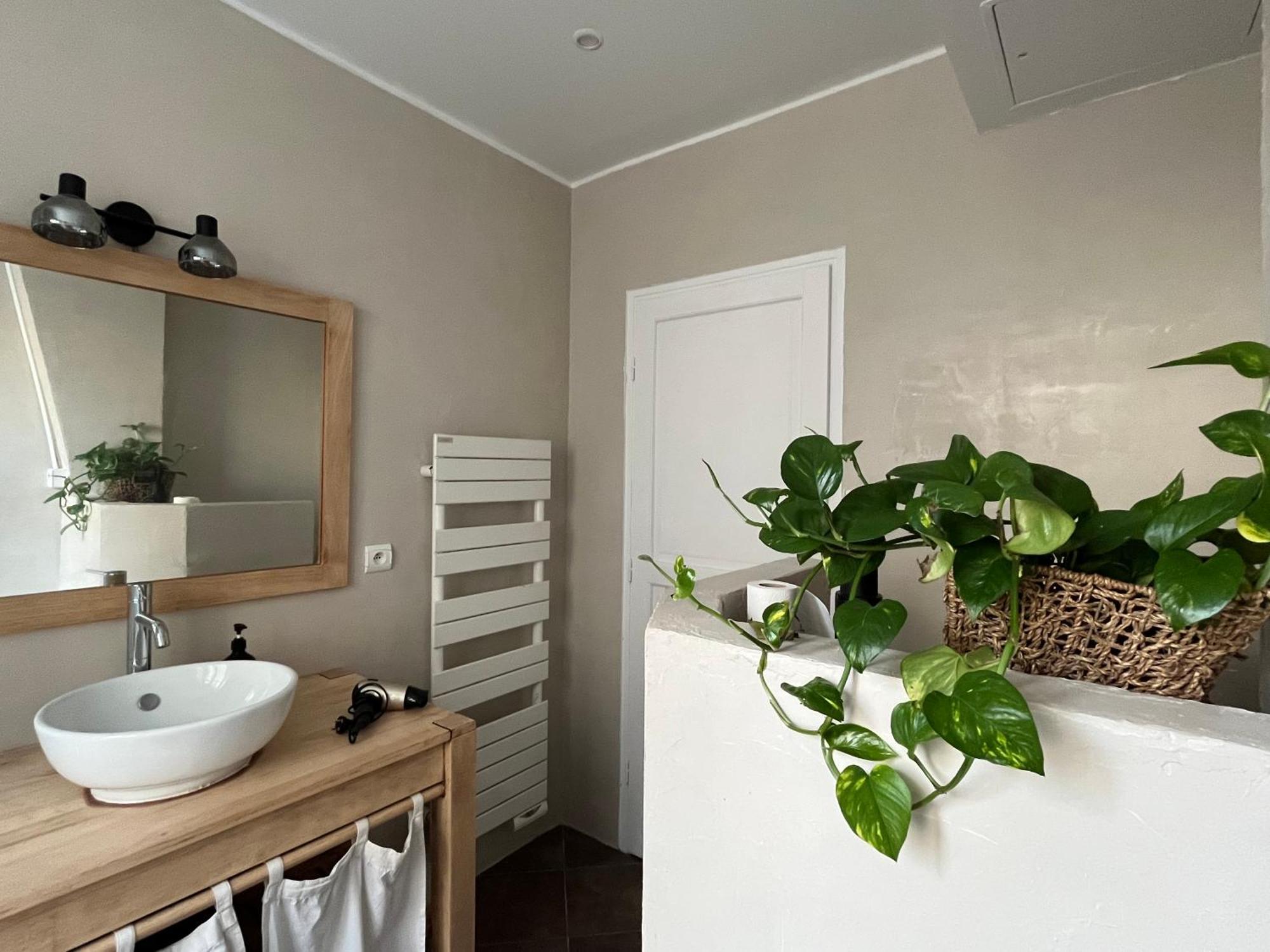 Lovely Haussmannian Flat In Montparnasse باريس المظهر الخارجي الصورة